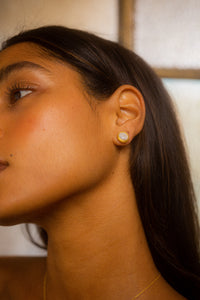 Luzir Mother of Pearl and Silver Studs