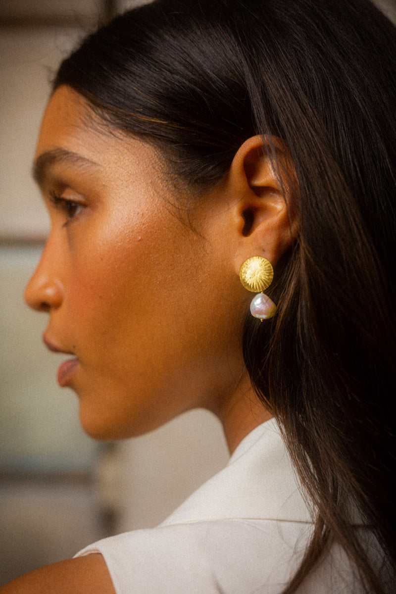 Concha Freshwater Pearl Drop Earrings